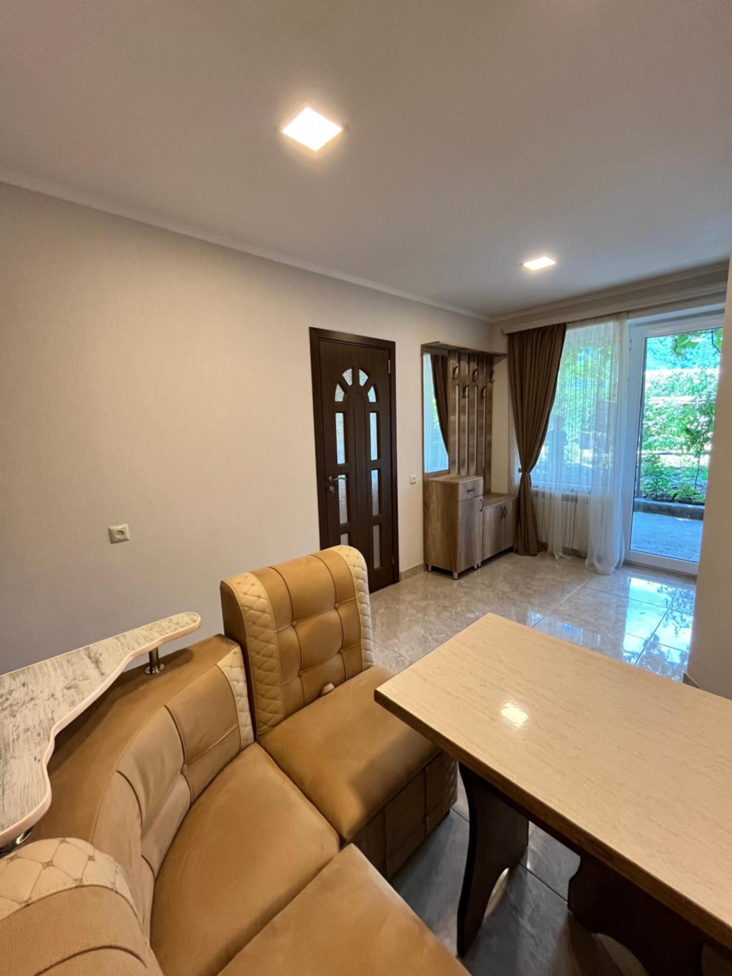 Green Park Guest House Dilijan Exterior photo